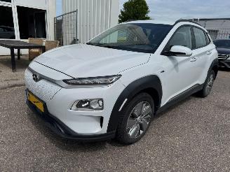 skadebil auto Hyundai Kona EV Comfort 64 kWh 2020/12