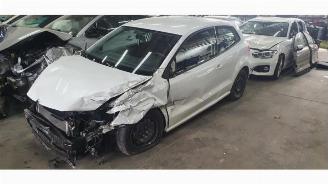 Volkswagen Polo Polo V (6R), Hatchback, 2009 / 2017 1.2 TSI 16V BlueMotion Technology picture 2