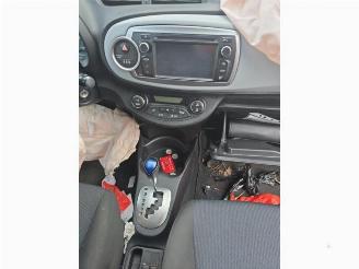 Toyota Yaris Yaris III (P13), Hatchback, 2010 / 2020 1.5 16V Hybrid picture 10