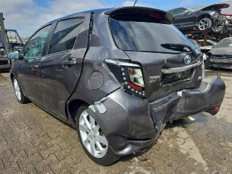 Toyota Yaris Yaris III (P13), Hatchback, 2010 / 2020 1.5 16V Hybrid picture 4
