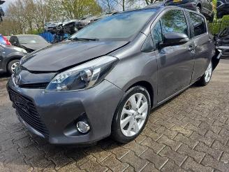 Toyota Yaris Yaris III (P13), Hatchback, 2010 / 2020 1.5 16V Hybrid picture 2