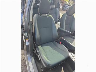 Toyota Yaris Yaris III (P13), Hatchback, 2010 / 2020 1.5 16V Hybrid picture 22