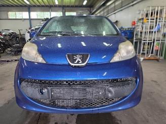 skadebil auto Peugeot 107 107, Hatchback, 2005 / 2014 1.0 12V 2006/11