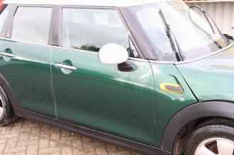 Mini Cooper Mini (F55), Hatchback 5-drs, 2014 1.5 12V Cooper picture 24