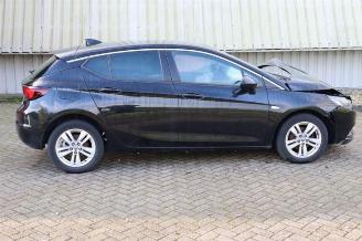 Opel Astra Astra K, Hatchback 5-drs, 2015 / 2022 1.4 Turbo 16V picture 2