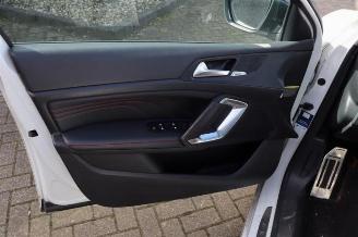 Peugeot 308 308 SW (L4/L9/LC/LJ/LR), Combi 5-drs, 2014 / 2021 1.2 12V e-THP PureTech 130 picture 27