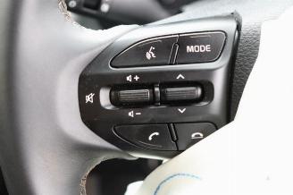 Kia Stonic Stonic (YB), SUV, 2017 1.0i T-GDi 12V picture 17