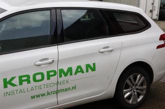 Peugeot 308 308 SW (L4/L9/LC/LJ/LR), Combi 5-drs, 2014 / 2021 1.5 BlueHDi 130 picture 30