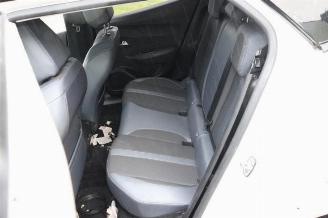 Peugeot 2008 2008 (UD/UK/UR/US/UX), MPV, 2019 1.2 VTi 12V PureTech 100 picture 13