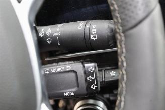 Renault Clio Clio V (RJAB), Hatchback 5-drs, 2019 1.6 E-Tech 145 16V picture 15