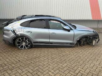 Porsche Cayenne Cayenne III (9YA), SUV, 2017 3.0 V6 Turbo 24V E-Hybrid picture 2