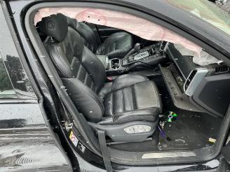 Porsche Cayenne Cayenne II (92A), SUV, 2010 / 2018 3.0 S E-Hybrid 24V picture 30