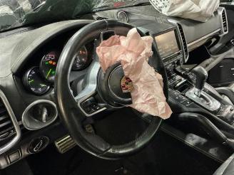 Porsche Cayenne Cayenne II (92A), SUV, 2010 / 2018 3.0 S E-Hybrid 24V picture 31