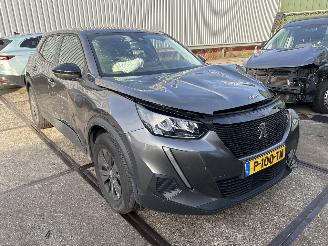 damaged passenger cars Peugeot 2008 1.2 PURETECH ACTIVE PACK 2022/6