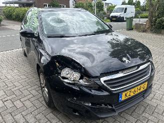 Peugeot 308 1.2 PURETECH BLEU LEASE EXECUTIVE picture 4