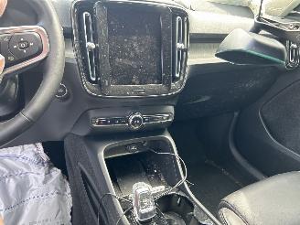 Volvo XC40 1.5 T4   RECHARGE INSCRIPTION picture 9