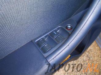 Honda Civic Civic (EP/EU), Hatchback 3-drs, 2000 / 2005 1.4 16V picture 9