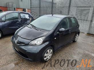 Salvage car Toyota Aygo Aygo (B10), Hatchback, 2005 / 2014 1.0 12V VVT-i 2008/6