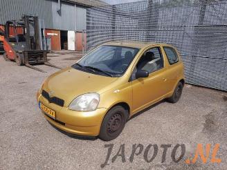 Salvage car Toyota Yaris Yaris (P1), Hatchback, 1999 / 2005 1.0 16V VVT-i 1999/6