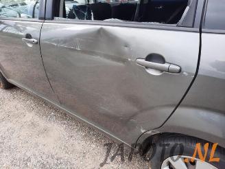 Toyota Corolla-verso Corolla Verso (R10/11), MPV, 2004 / 2009 1.8 16V VVT-i picture 14