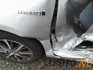 Toyota Yaris Yaris III (P13), Hatchback, 2010 / 2020 1.5 16V Hybrid picture 11