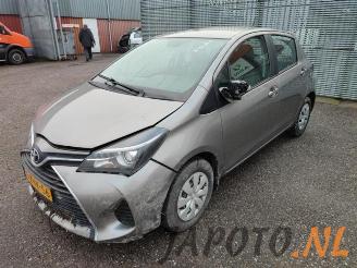 Dezmembrări autoturisme Toyota Yaris Yaris III (P13), Hatchback, 2010 / 2020 1.0 12V VVT-i 2015/3