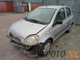Toyota Yaris Yaris (P1), Hatchback, 1999 / 2005 1.3 16V VVT-i picture 1