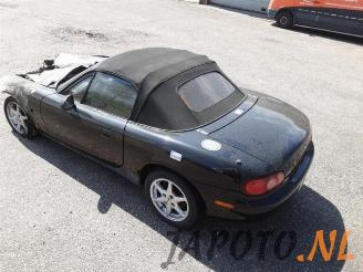 Mazda MX-5 MX-5 (NB18/35/8C), Cabrio, 1998 / 2005 1.6i 16V picture 15
