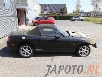 Mazda MX-5 MX-5 (NB18/35/8C), Cabrio, 1998 / 2005 1.6i 16V picture 6