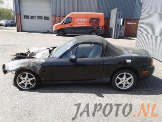 Mazda MX-5 MX-5 (NB18/35/8C), Cabrio, 1998 / 2005 1.6i 16V picture 2