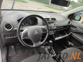 Mitsubishi Space-star Space Star (A0), Hatchback, 2012 1.0 12V picture 8