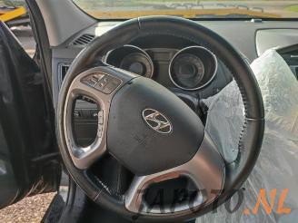 Hyundai Ix35 iX35 (LM), SUV, 2009 / 2015 1.6 GDI 16V picture 13