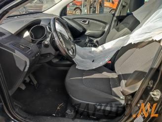 Hyundai Ix35 iX35 (LM), SUV, 2009 / 2015 1.6 GDI 16V picture 10