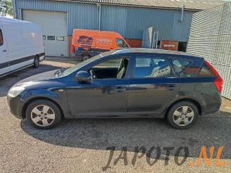 Kia Cee d Cee'd Sporty Wagon (EDF), Combi, 2007 / 2012 1.6 CVVT 16V picture 2