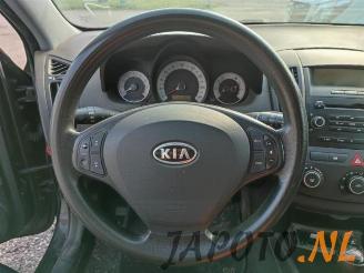 Kia Cee d Cee'd Sporty Wagon (EDF), Combi, 2007 / 2012 1.6 CVVT 16V picture 12