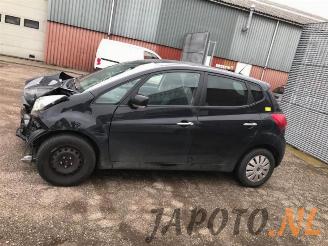 Kia Venga Venga, MPV, 2010 / 2019 1.6 CRDi VGT 16V picture 2