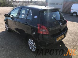 Toyota Yaris Yaris II (P9), Hatchback, 2005 / 2014 1.3 16V VVT-i picture 3