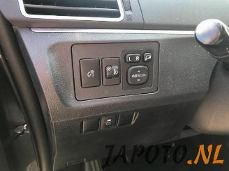 Toyota Verso Verso, MPV, 2009 / 2018 1.6 D-4D 16V picture 13