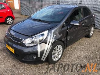 Kia Rio Rio III (UB), Hatchback, 2011 / 2017 1.2 CVVT 16V picture 1
