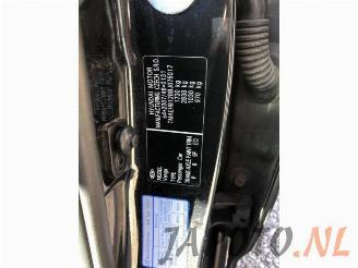 Kia Venga Venga, MPV, 2010 / 2019 1.6 CVVT 16V picture 15