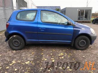 Toyota Yaris Yaris (P1), Hatchback, 1999 / 2005 1.0 16V VVT-i picture 5