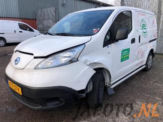 Vaurioauto  passenger cars Nissan Nv200 NV 200 (M20M), Van, 2010 E-NV200 2021/3