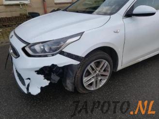 Kia Cee d Ceed Sportswagon (CDF), Combi 5-drs, 2018 1.4 T-GDI 16V picture 13