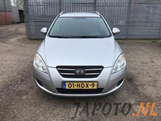 Kia Cee d Cee'd Sporty Wagon (EDF), Combi, 2007 / 2012 1.4 16V picture 5