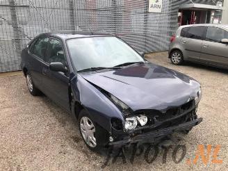 Toyota Corolla Corolla (EB/ZZ/WZ/CD), Liftback, 2000 / 2002 1.6 16V VVT-i picture 2