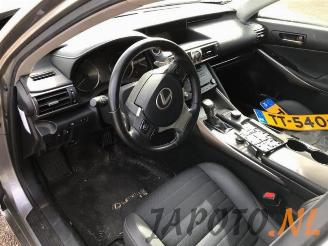 Lexus IS IS (E3), Sedan, 2013 300h 2.5 16V picture 10