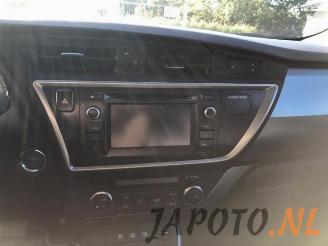 Toyota Auris Auris (E18), Hatchback 5-drs, 2012 / 2019 1.8 16V Hybrid picture 10