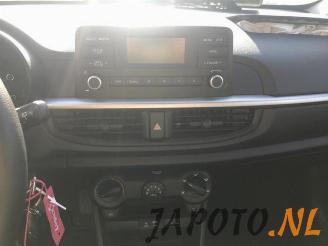 Kia Picanto Picanto (JA), Hatchback, 2017 1.0 12V picture 9