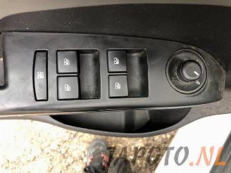 Chevrolet Aveo Aveo (300), Hatchback, 2006 / 2015 1.2 16V picture 11