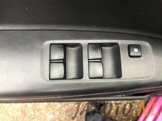 Mitsubishi Space-star Space Star (A0), Hatchback, 2012 1.0 12V picture 10